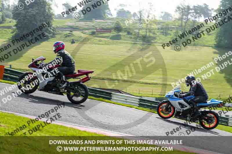 cadwell no limits trackday;cadwell park;cadwell park photographs;cadwell trackday photographs;enduro digital images;event digital images;eventdigitalimages;no limits trackdays;peter wileman photography;racing digital images;trackday digital images;trackday photos